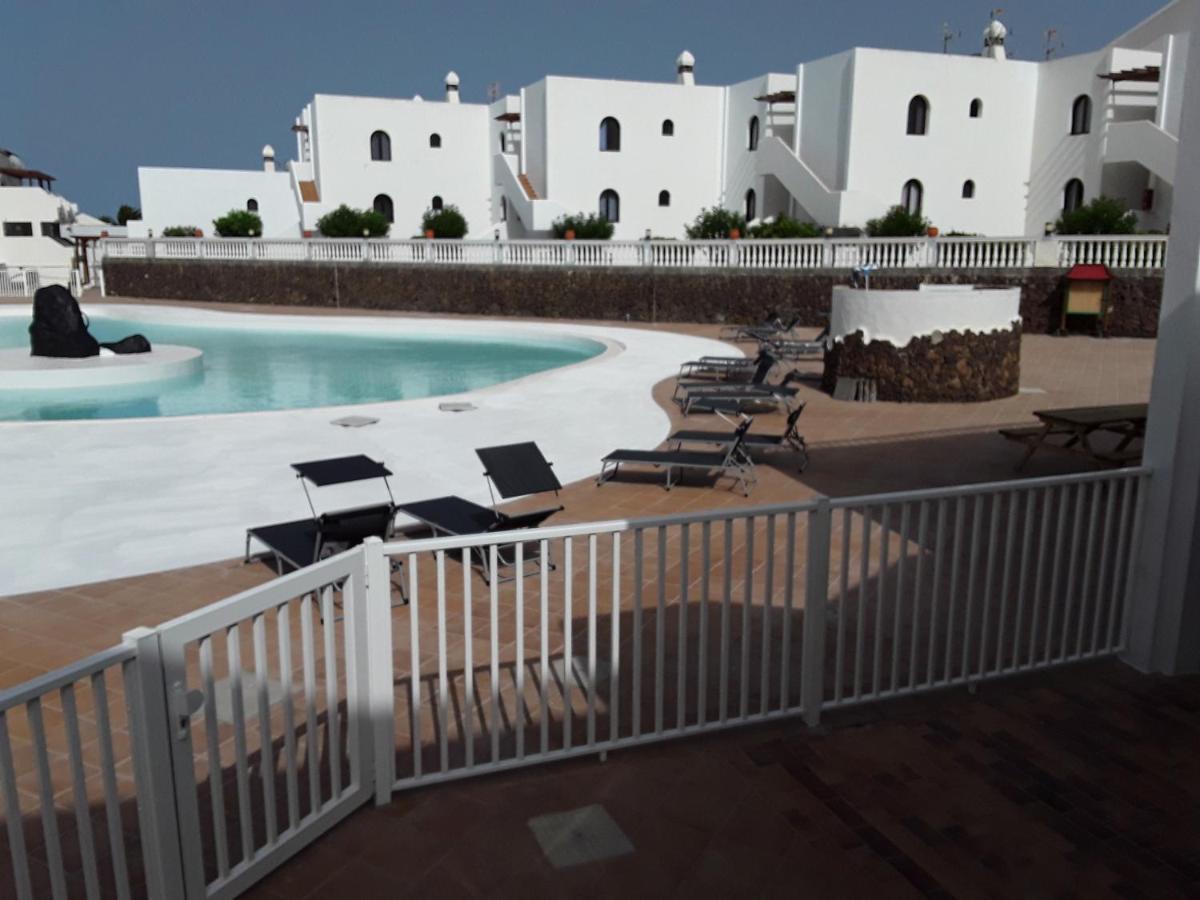 Le Parisien Lägenhet Costa Teguise Exteriör bild